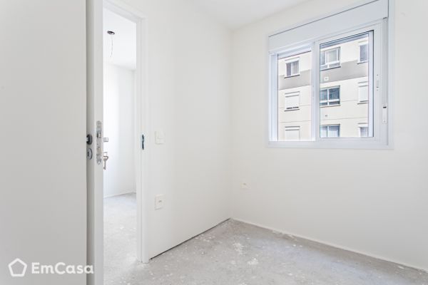 Imóvel na Rua São Bernardo, Água Rasa, São Paulo - SP - ID-32174
