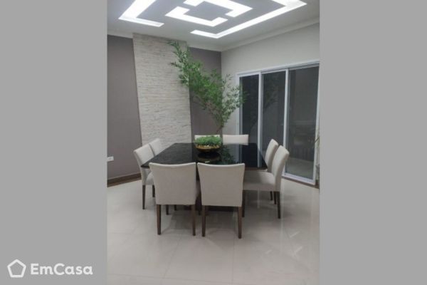 Imóvel na Rua Luiz Gustavo de Vasconcelos, Residencial Bosque dos Ipês, São José dos Campos - SP - ID-33451
