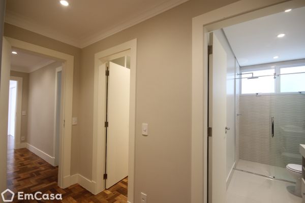 Imóvel na Rua São Vicente de Paulo, Santa Cecília, São Paulo - SP - ID-7419