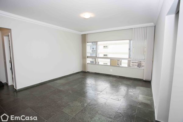 Imóvel na Avenida Lineu de Paula Machado, Lagoa, Rio de Janeiro - RJ - ID-8263