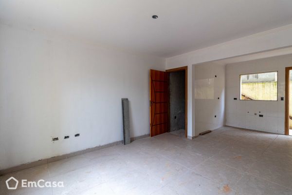 Imóvel na Rua Anhembi, Vila Curuça, Santo André - SP - ID-70538