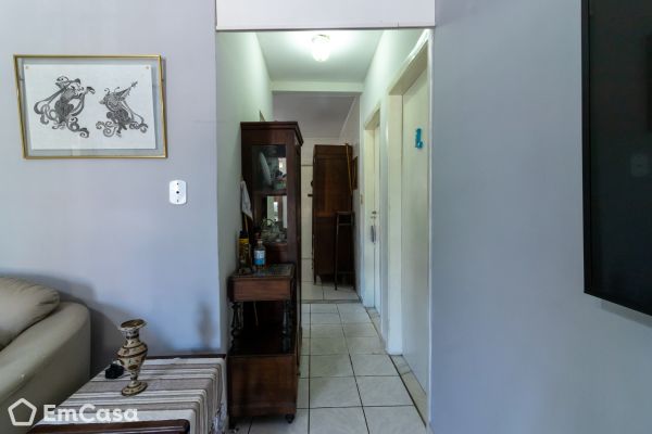 Imóvel na Avenida Doutor Mario Galvão, Jardim Bela Vista, São José dos Campos - SP - ID-43707
