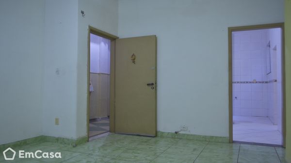 Imóvel na Rua Vinte e Quatro de Maio, Engenho Novo, Rio de Janeiro - RJ - ID-41782