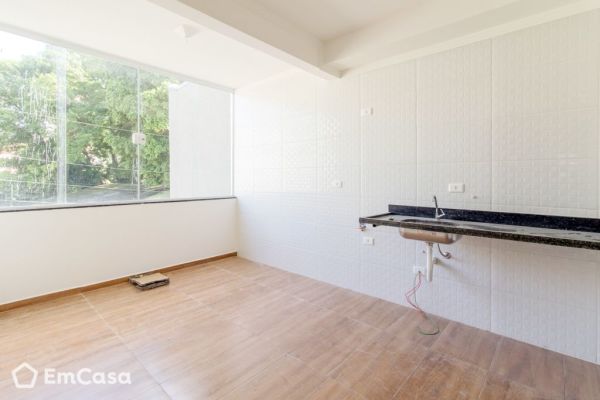 Imóvel na Praça Veranópolis, Vila Antonina, São Paulo - SP - ID-51410