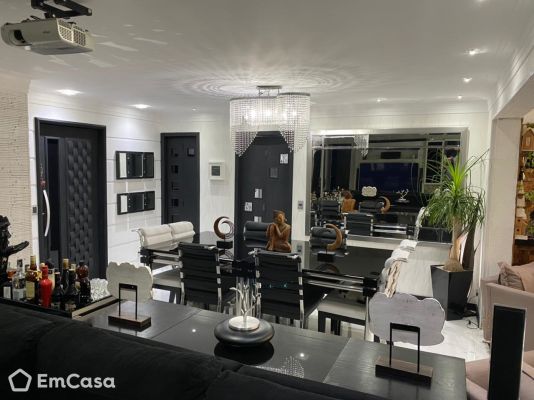Imóvel na Avenida Guilherme Giorgi, Vila Carrão, São Paulo - SP - ID-22587