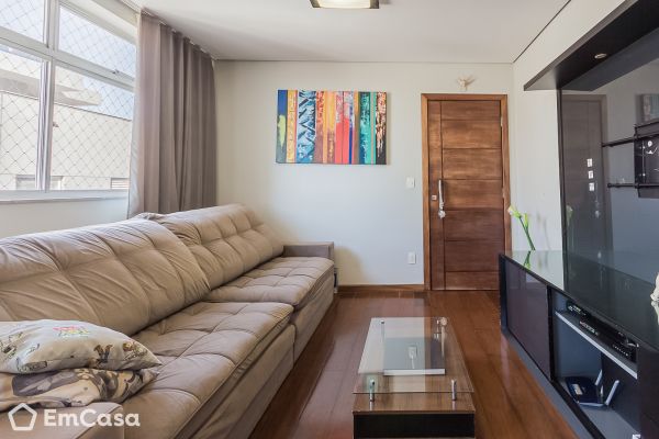 Imóvel na Rua Bolívia, São Pedro, Belo Horizonte - MG - ID-64833