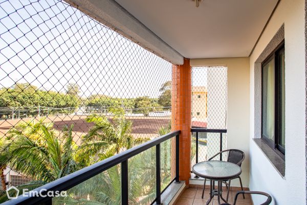 Imóvel na Rua Laurent Martins, Jardim Esplanada, São José dos Campos - SP - ID-64370