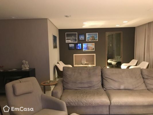 Imóvel na Rua Adolfo Bastos, Vila Bastos, Santo André - SP - ID-67894