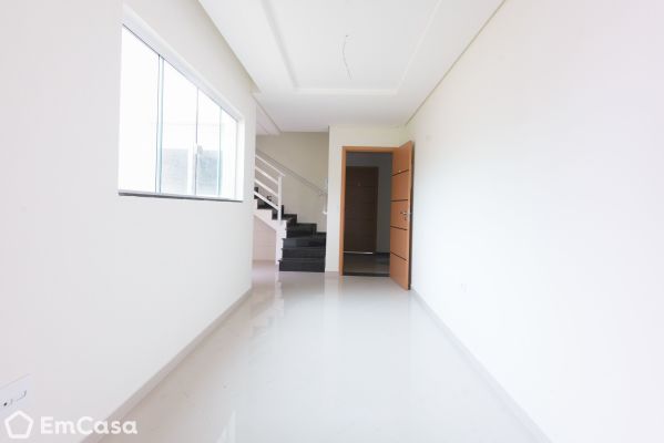 Imóvel na Rua dos Alpes, Vila Curuça, Santo André - SP - ID-40340