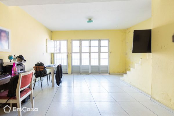 Imóvel na Praça Guimarães Passos, Poço, Maceió - AL - ID-64545