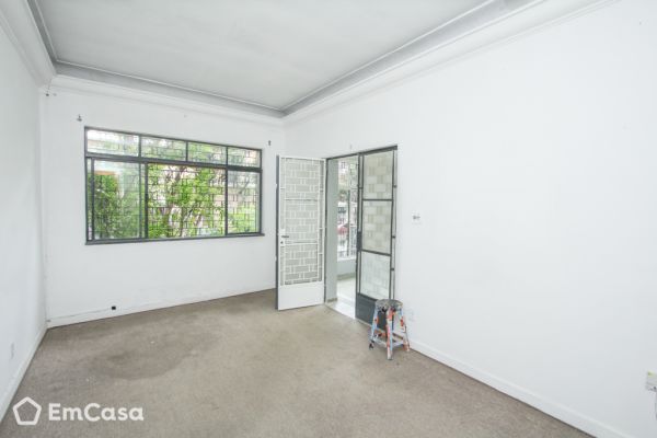 Imóvel na Rua Gama Cerqueira, Cambuci, São Paulo - SP - ID-24160