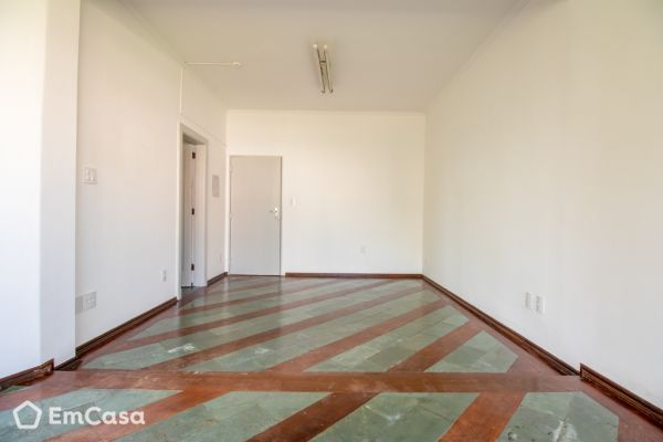 Imóvel na Praça Carlos Gomes, Centro Histórico de São Paulo, São Paulo - SP - ID-35285
