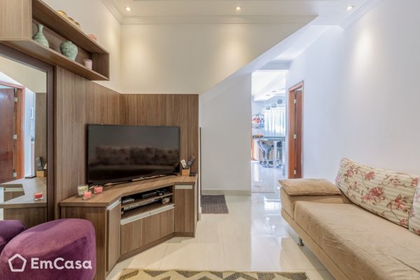 Imóvel na Rua Enseada, Jardim Satélite, São José dos Campos - SP - ID-32716