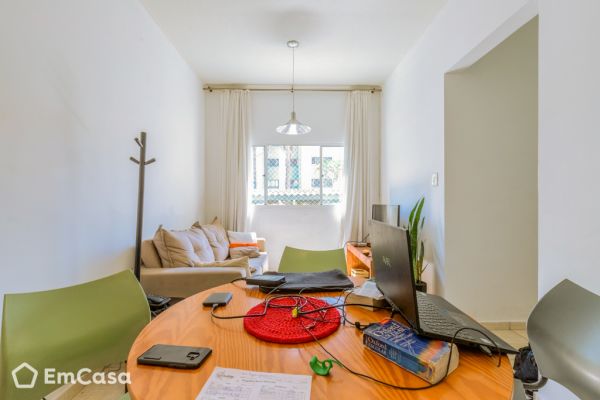 Imóvel na Avenida George Eastman, Conjunto Residencial Trinta e Um de Março, São José dos Campos - SP - ID-38246