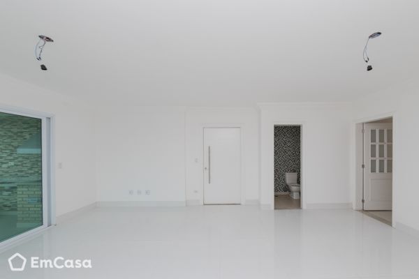Imóvel na Praça Tenório de Aguiar, jardim são paulo, São Paulo - SP - ID-59272