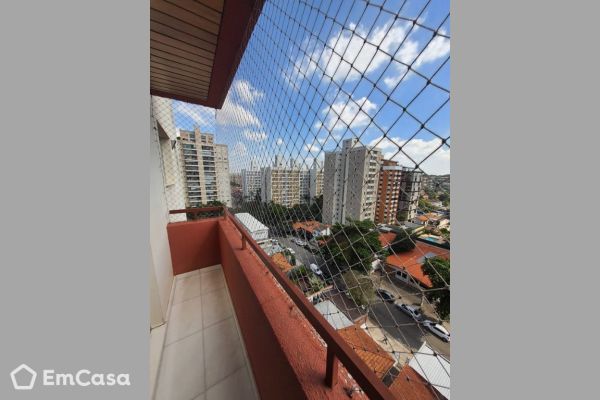Imóvel na Rua dos Três Irmãos, Vila Progredior, São Paulo - SP - ID-33667