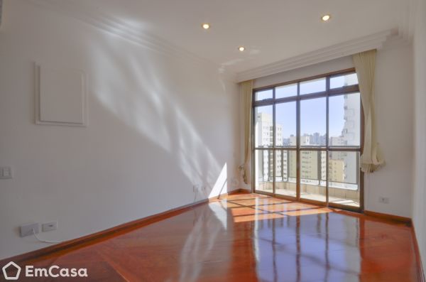 Imóvel na Avenida Ramalho Ortigão, Vila Gumercindo, São Paulo - SP - ID-25728