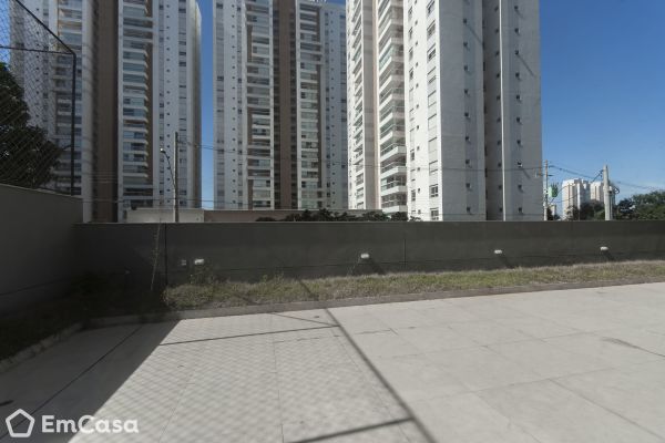 Imóvel na Avenida Nossa Senhora de Fátima, Taquaral, Campinas - SP - ID-56193