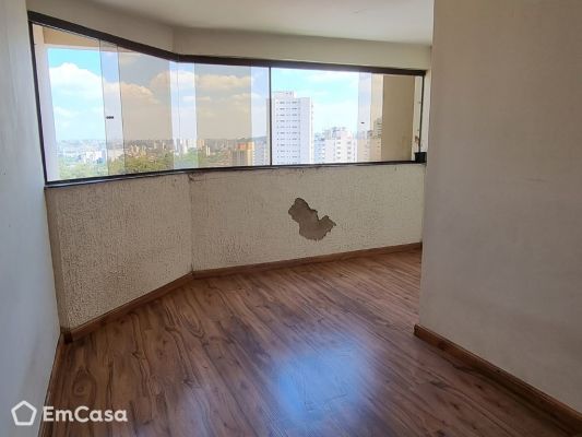 Imóvel na Rua Sócrates, Campo Grande, São Paulo - SP - ID-71263