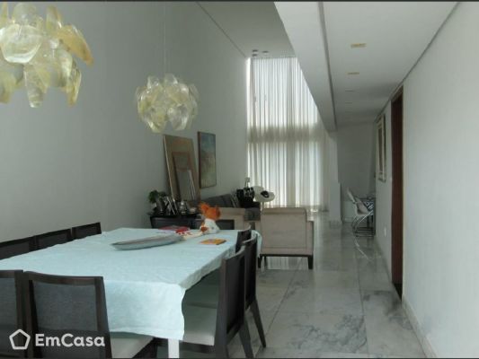 Imóvel na Rua Nazaret, Santa Lúcia, Belo Horizonte - MG - ID-58330