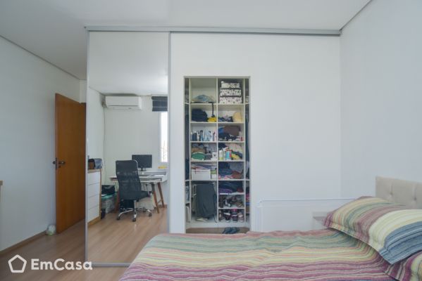Imóvel na Rua Jaboticabal, Vila Bertioga, São Paulo - SP - ID-30746