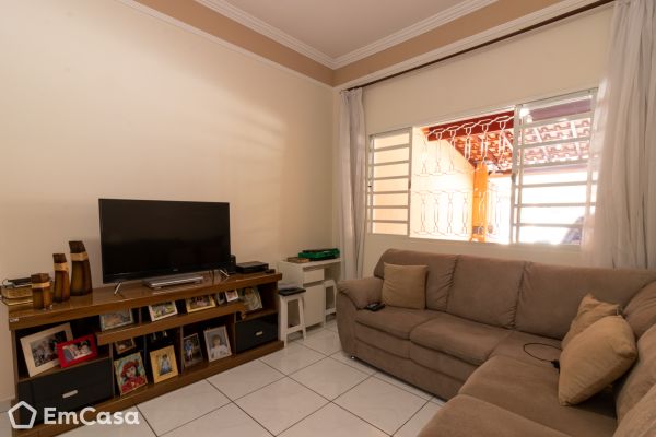 Imóvel na Rua Londrina, Residencial Bosque dos Ipês, São José dos Campos - SP - ID-44068