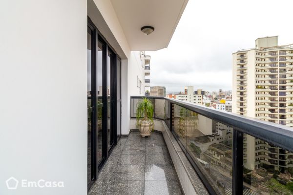 Imóvel na Rua Doutor Messuti, Vila Bastos, Santo André - SP - ID-65451