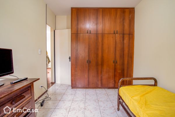 Imóvel na Rua do Serimbura, Vila Ema, São José dos Campos - SP - ID-32458