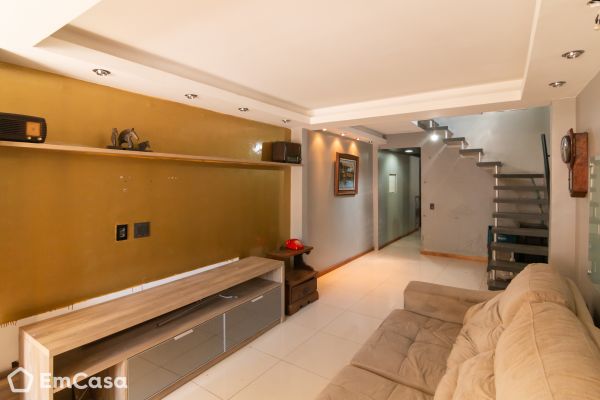 Imóvel na Rua Nossa Senhora Auxiliadora, Santa Rosa, Niterói - RJ - ID-41412