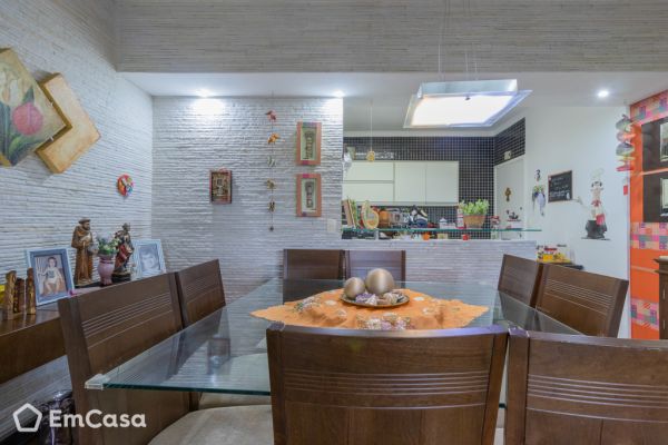 Imóvel na Avenida Cidade Jardim, Bosque dos Eucaliptos, São José dos Campos - SP - ID-40673