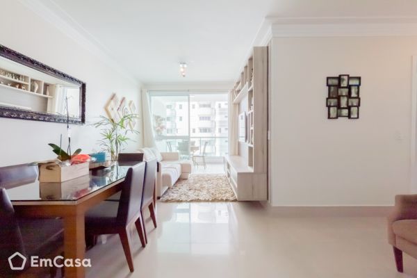 Imóvel na Avenida Doutor Eduardo Cury, Jardim das Colinas, São José dos Campos - SP - ID-38945