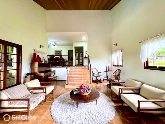 Imóvel na Avenida Cidade Jardim, Quinta das Flores, São José dos Campos - SP - ID-49730