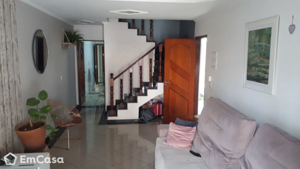 Imóvel na Praça Acorizal, Vila Rosália, Guarulhos - SP - ID-38726