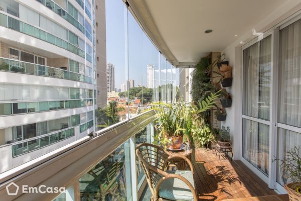 Imóvel na Rua Fábia, Vila Romana, São Paulo - SP - ID-14642