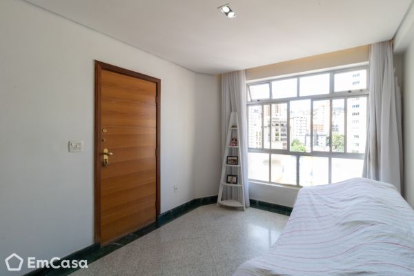 Imóvel na Rua Conde de Linhares, Coração De Jesus, Belo Horizonte - MG - ID-51922