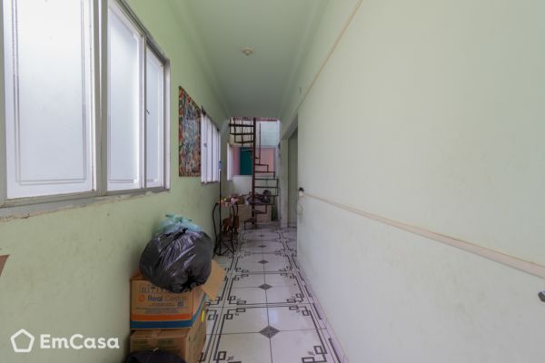 Imóvel na Avenida Salinas, Bsq dos Eucaliptos, São José dos Campos - SP - ID-41451