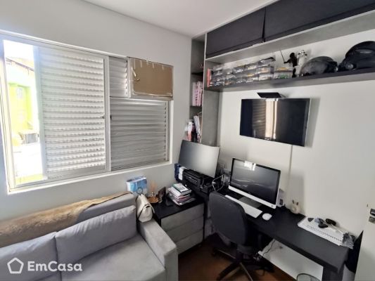 Imóvel na Rua Luiza Carvalho Torres, Santo Antônio, Belo Horizonte - MG - ID-62267