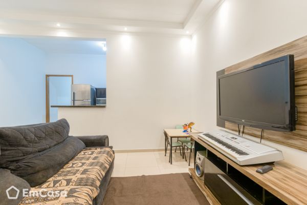 Imóvel na Rua Itajubá, Jardim Ismênia, São José dos Campos - SP - ID-38630