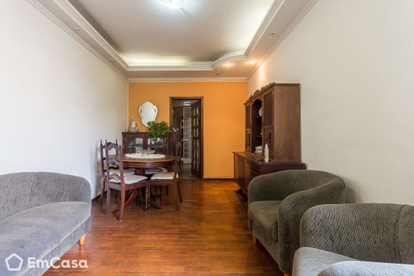 Imóvel na Avenida Mem de Sá, Santa Efigenia, Belo Horizonte - MG - ID-54301
