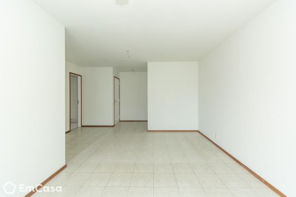 Imóvel na Avenida Almirante Ary Parreiras, Vital Brasil, Niterói - RJ - ID-38256