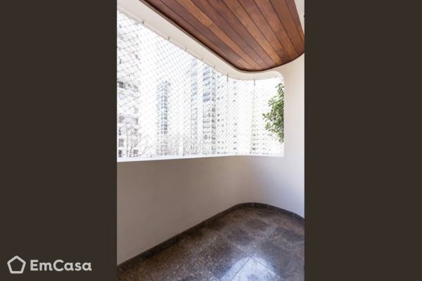 Imóvel na Avenida Jurucê, Indianópolis, São Paulo - SP - ID-25011