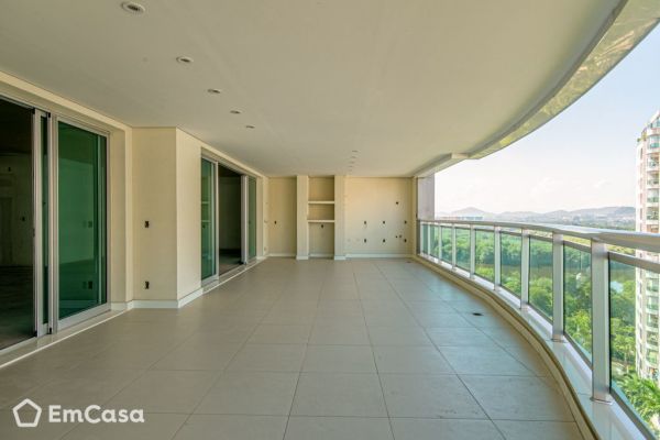 Imóvel na Avenida das Acácias da Península, Barra da Tijuca, Rio de Janeiro - RJ - ID-53291