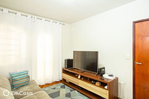 Imóvel na Rua Frutal, Bosque Dos Eucaliptos, São José dos Campos - SP - ID-35902