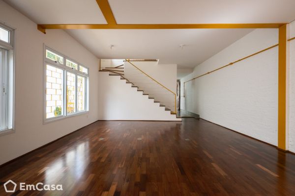 Imóvel na Rua Santa Rufina, Jardim Santo Amaro, São Paulo - SP - ID-35476