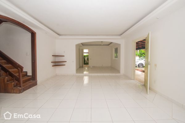 Imóvel na Rua dos Pinheiros, Piratininga, Niterói - RJ - ID-46704