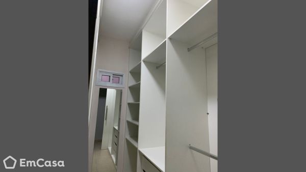 Imóvel na Rua Walter de Alencar Costa, Jardim das Indústrias, São José dos Campos - SP - ID-31520