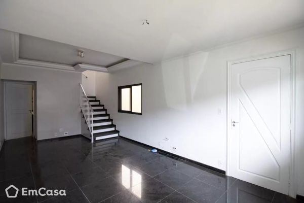 Imóvel na Avenida Benjamin Harris Hunicutt, Portal dos Gramados, Guarulhos - SP - ID-62539