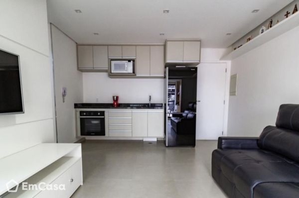 Imóvel na Rua Roque Petrella, Vila Cordeiro, São Paulo - SP - ID-38892