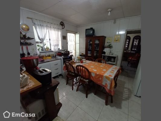 Imóvel na Rua Leoberto Leal, Jardim Santa Mena, Guarulhos - SP - ID-46079