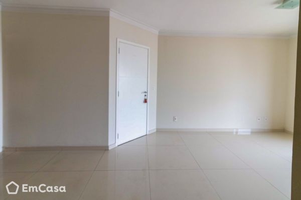 Imóvel na Avenida Lino Jardim, Vila Bastos, Santo André - SP - ID-33695